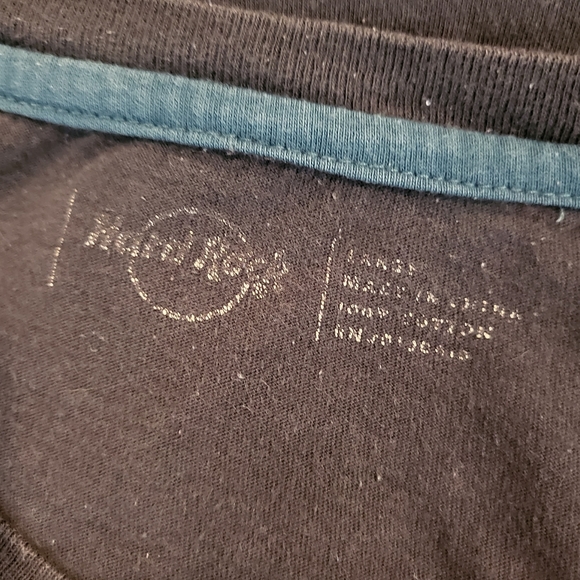 Hard Rock Cafe Cayman Islands Navy Blue Collectible T-Shirt Size L - Picture 7 of 7